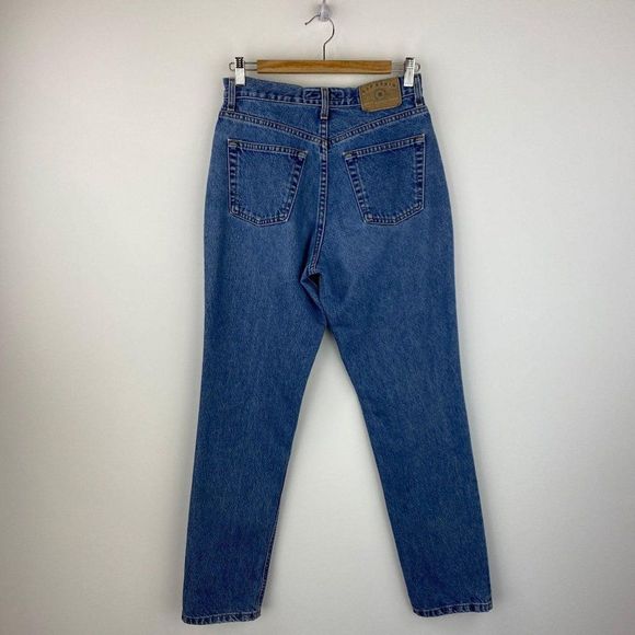 GAP Classic Fit Taper Medium Wash Jeans - Picture 4 of 7